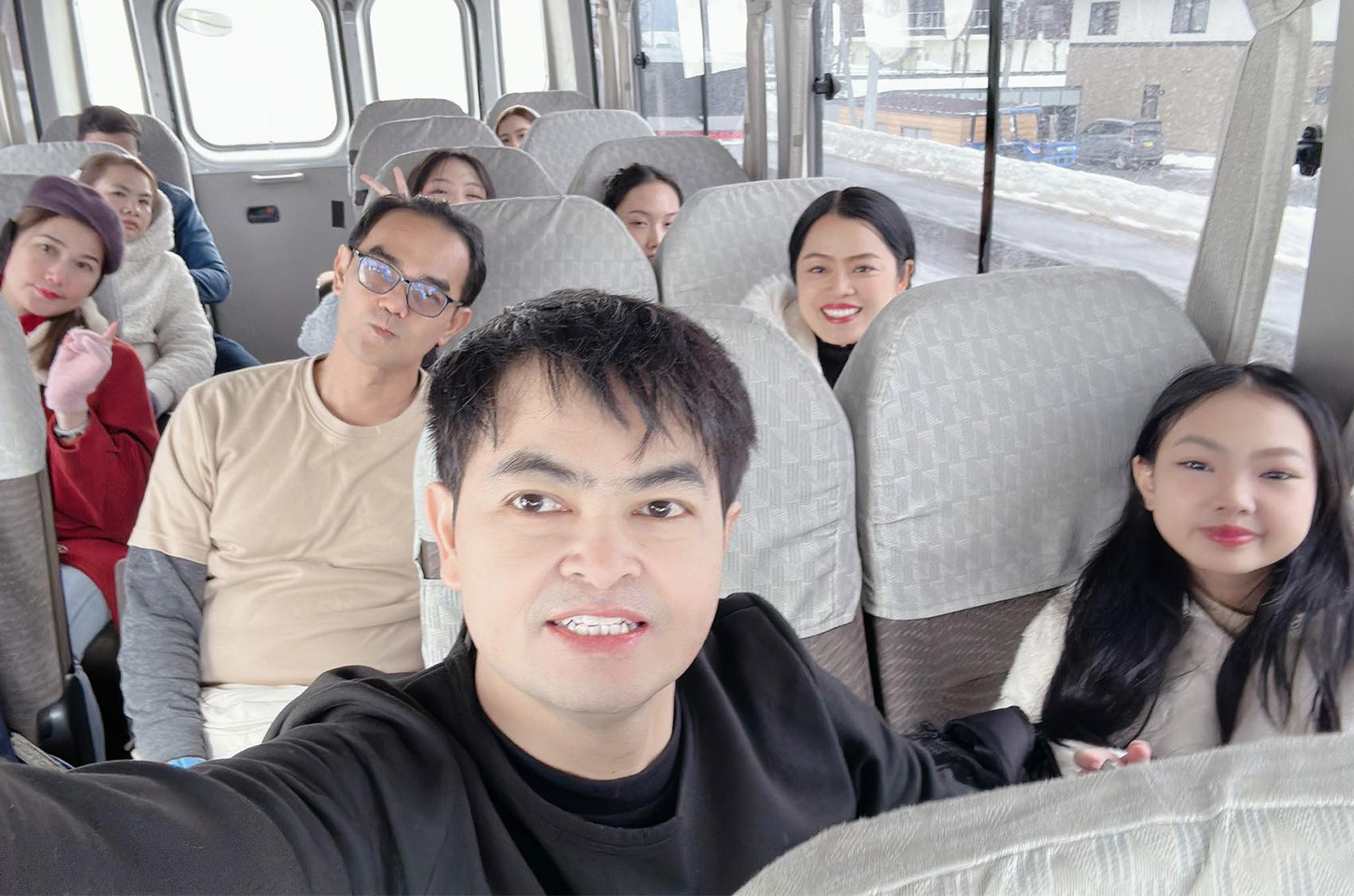 วันที่ 21 มีนาคม 
ที่ Furano บรรยากาศสวยมากเลยค่ะ 
วังว่าครั้งหน้าจะได้ให้บริการลูกค้าอีกครั้งนะคะ